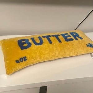 Comfy “Butter” pillow